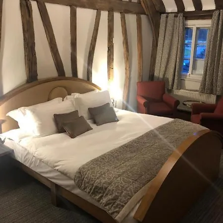 Oyo The Greyhound Inn Gerrards Cross Extérieur photo