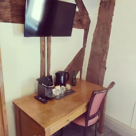 Oyo The Greyhound Inn Gerrards Cross Extérieur photo