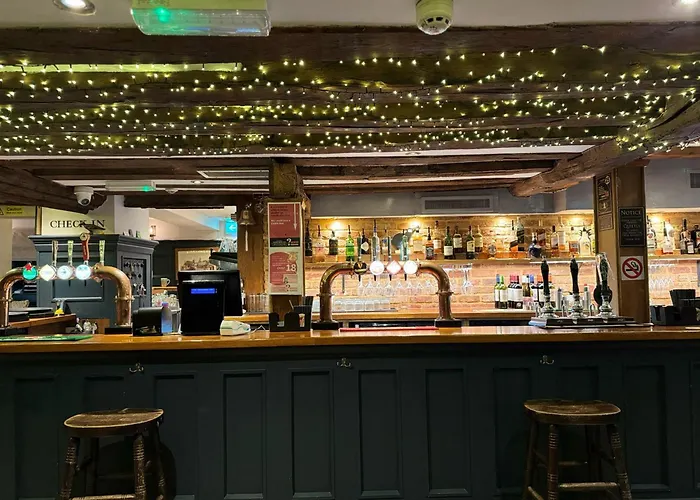 Oyo The Greyhound Inn